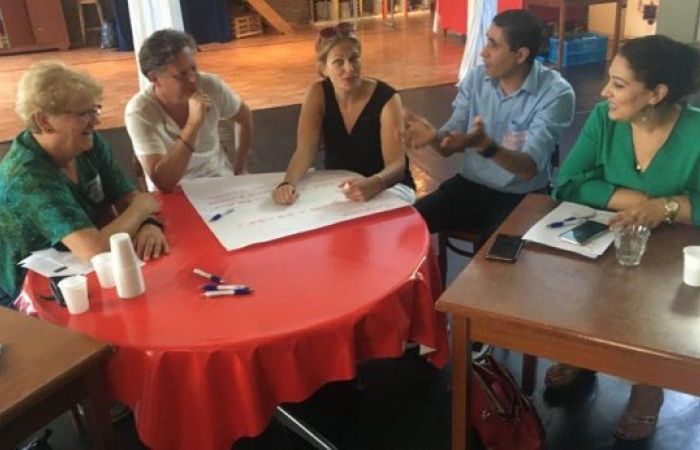 5 people at the Amsterdam Lab